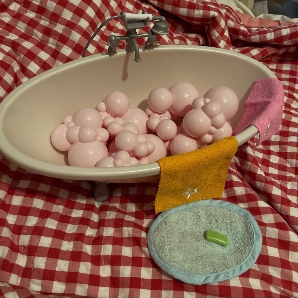 American Girl TRULY ME BUBBLE BATHTUB for 18" Dolls! (No doll)